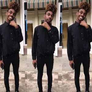 Meet your Posher, Ceejay